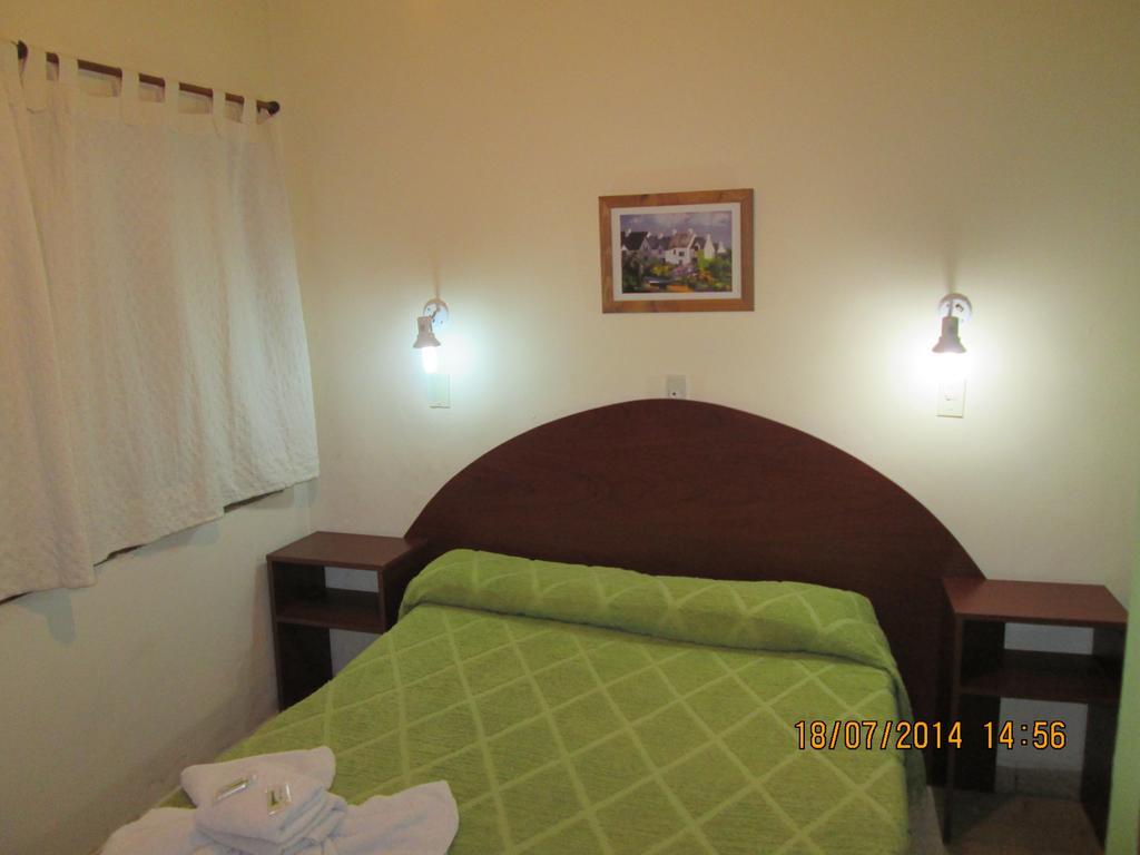 Nuevo Hotel Belgrano San Nicolás de los Arroyos Buitenkant foto