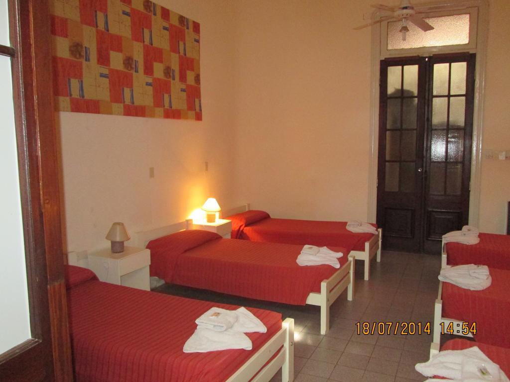 Nuevo Hotel Belgrano San Nicolás de los Arroyos Buitenkant foto
