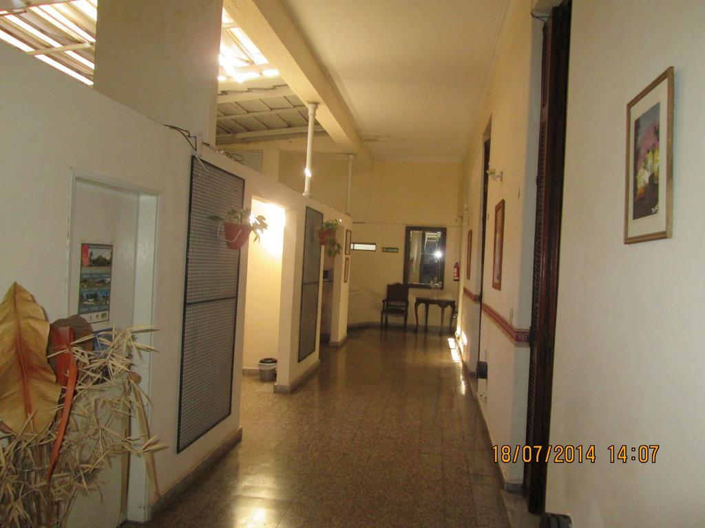 Nuevo Hotel Belgrano San Nicolás de los Arroyos Buitenkant foto